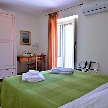 B&B Al Teatro Massimo Catania Exterior photo