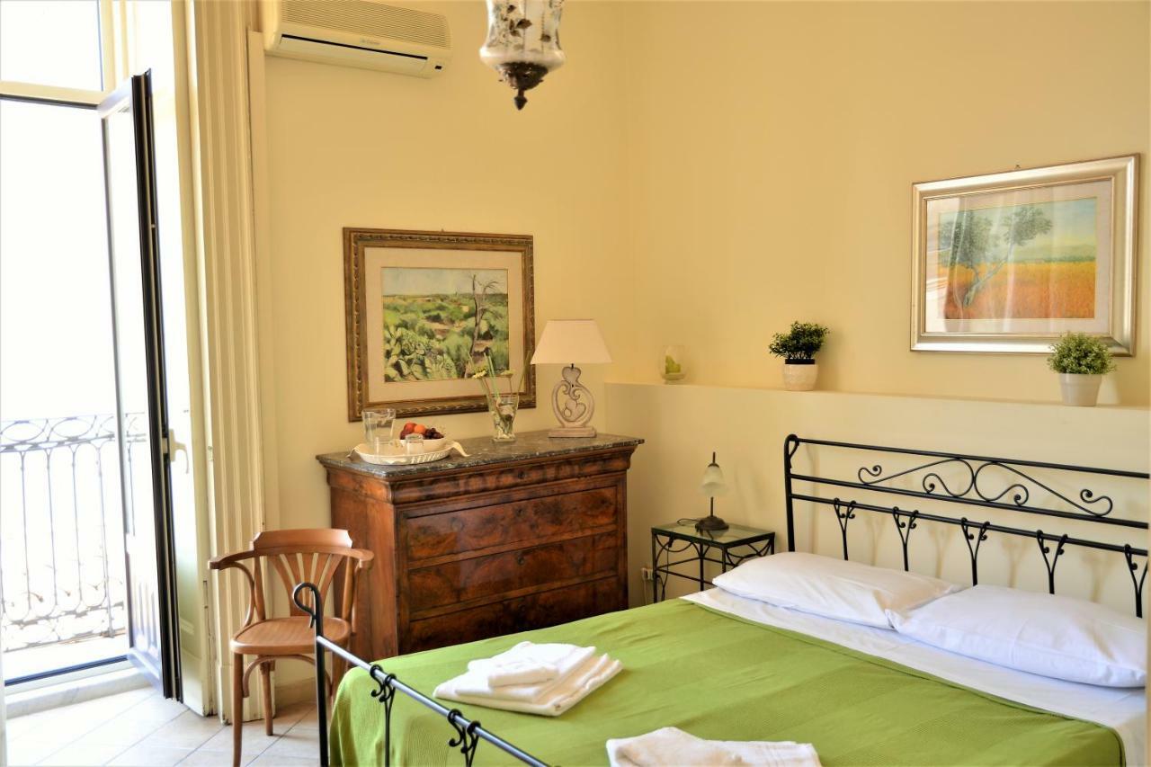 B&B Al Teatro Massimo Catania Exterior photo